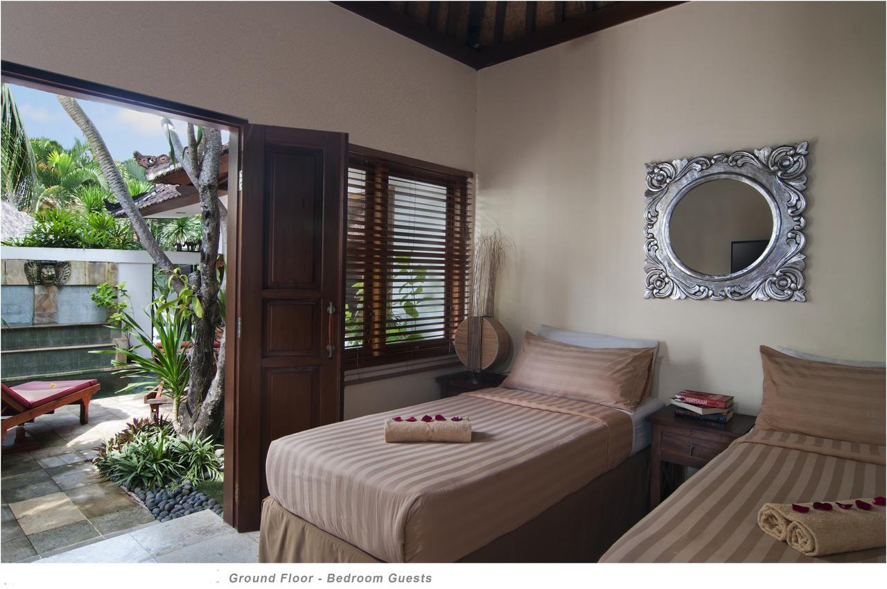 2BR Villa Senin - Minggu Villas Seminyak Bagian luar foto